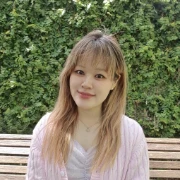 Lesley Ung